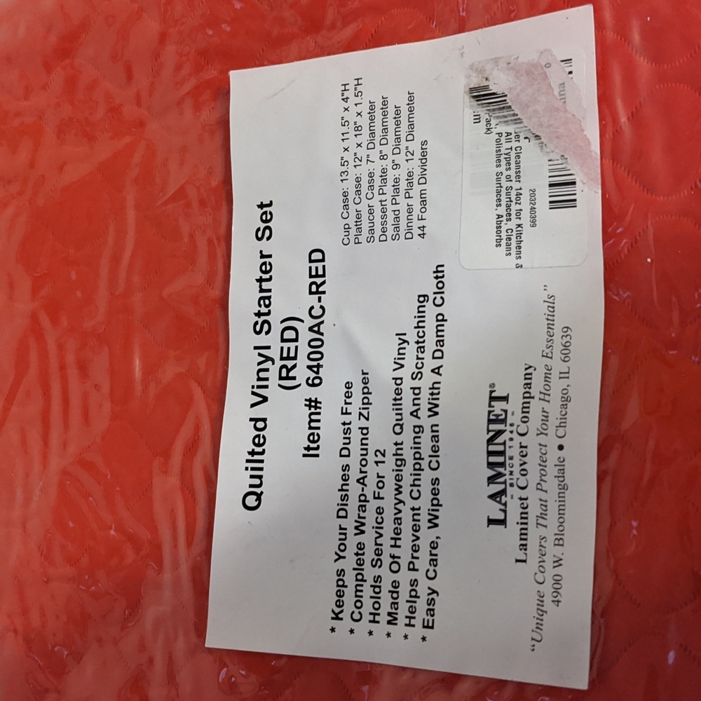 Laminet Quilted Vinyl Starter Set (Red) 6400AC-RED Holds Service for 12